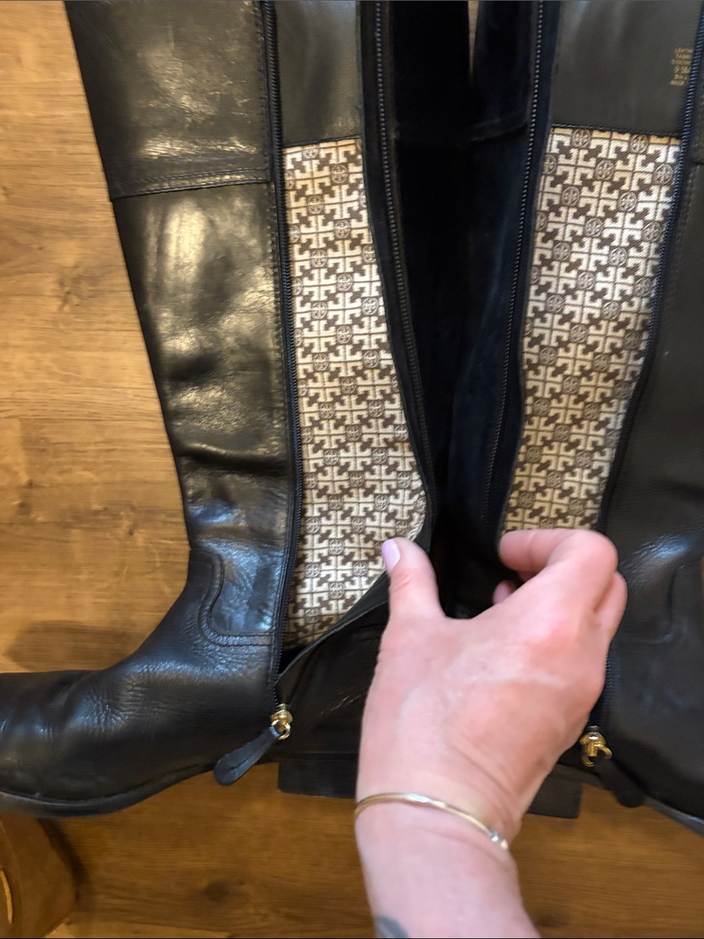 Tory Burch Black Leather Knee-High Riding Boots with Gold Logo - Picture 9 of 10